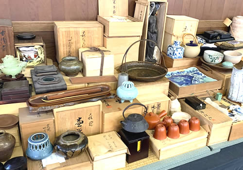 津山市で骨董品の買取･査定をお考えですか?